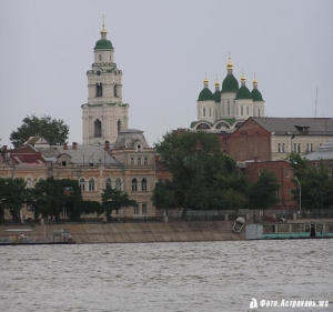Вид Кремля с острова Городской