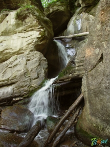 Водопад №3 на реке Свирь